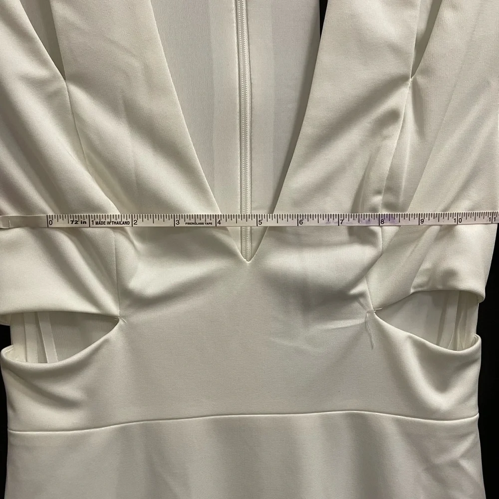 NWT Small White Form Fitting Dress 🕊 - Picture 6 of 14